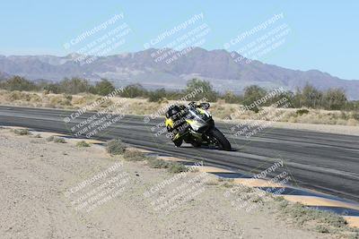 media/Dec-04-2025-Racers Edge (Thu) [[5ebc9f124d]]/2-A Group/1-Session 2 (Turn 7 Inside)/